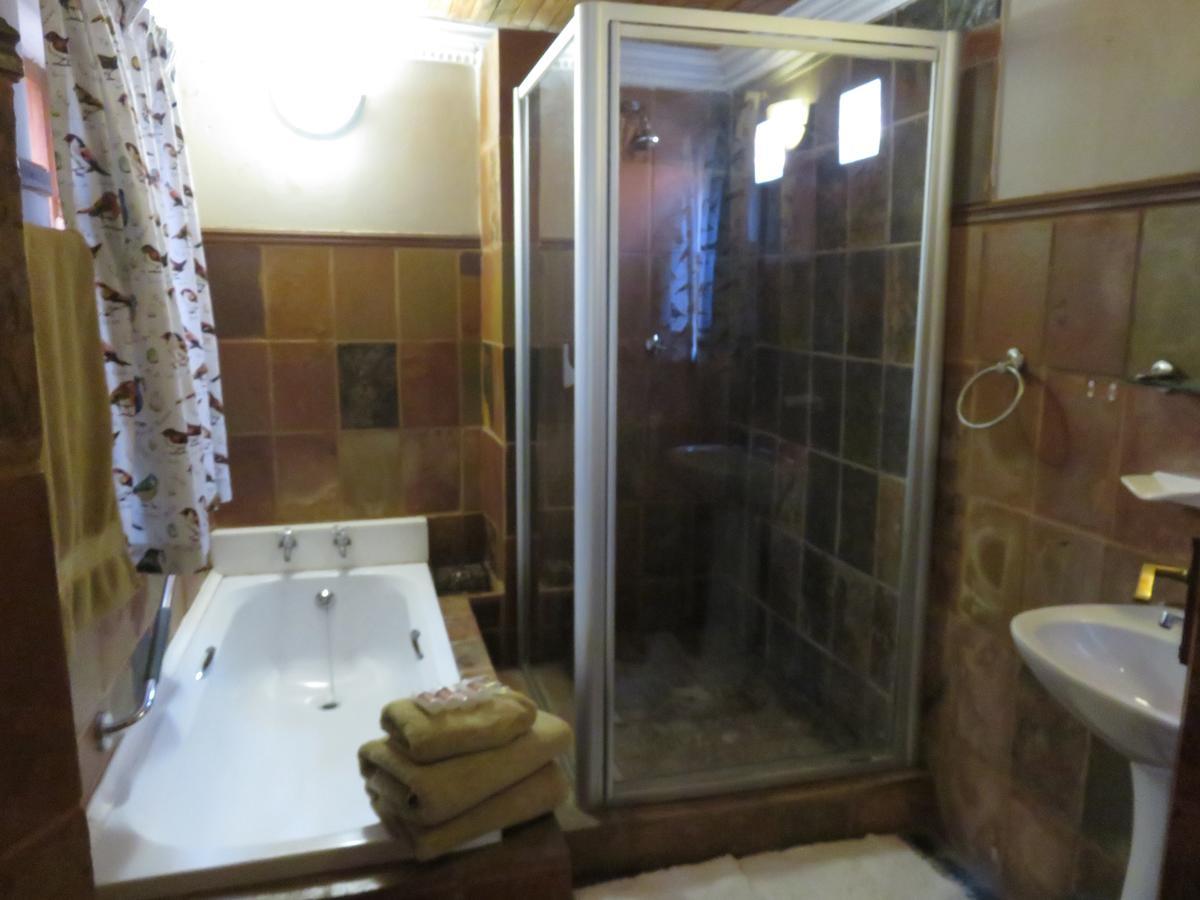 Meerhof Lodge Hartbeespoort Extérieur photo